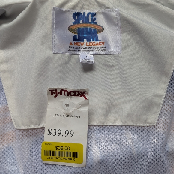 NWT Large Zip Up Hooded Jacket,Looney Tunes Space Jam A New Legacy - Picture 6 of 8